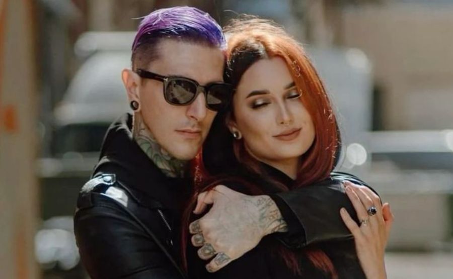 Chris Motionless Wife: He Doesn't Have One — But Here's the Full Truth About Who He's Actually With