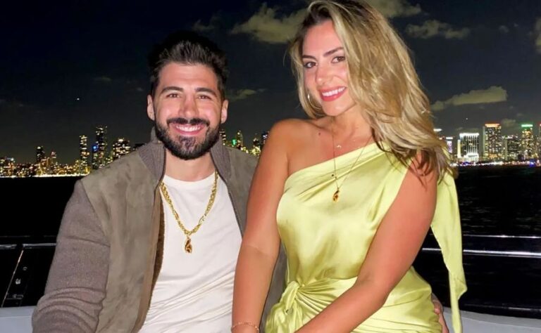 Emumita Bonita: The Woman Who Refuses to Be Famous (And Kind of Wins Because of It)