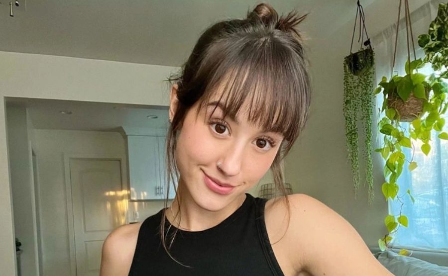 Jules Ari Net Worth: The $1 Million Girl Who Built an Empire From a Stretching Video