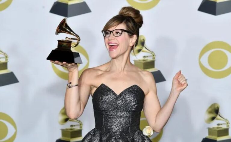 Lisa Loeb Net Worth: The Girl With The Glasses Who Never Actually Needed Anyone's Permission