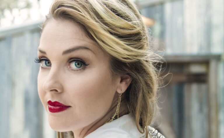 Sunny Sweeney Net Worth: The Texas Honky-Tonk Queen Who Bet on Herself and Won